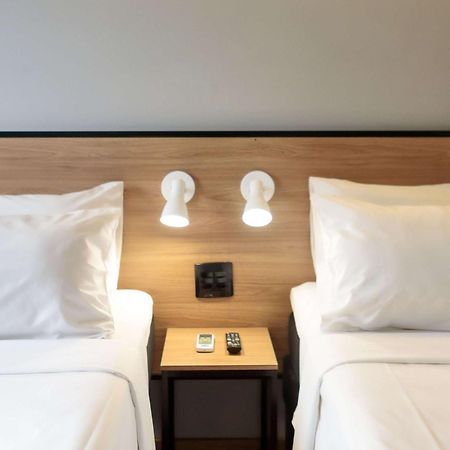 ホテル Ibis Belo Horizonte Savassi エクステリア 写真