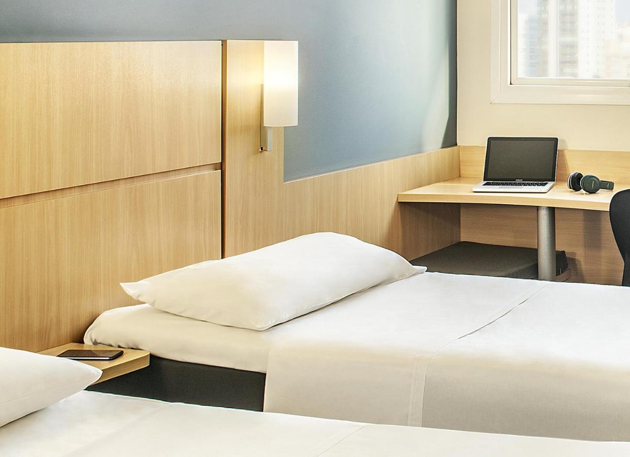 ホテル Ibis Belo Horizonte Savassi エクステリア 写真