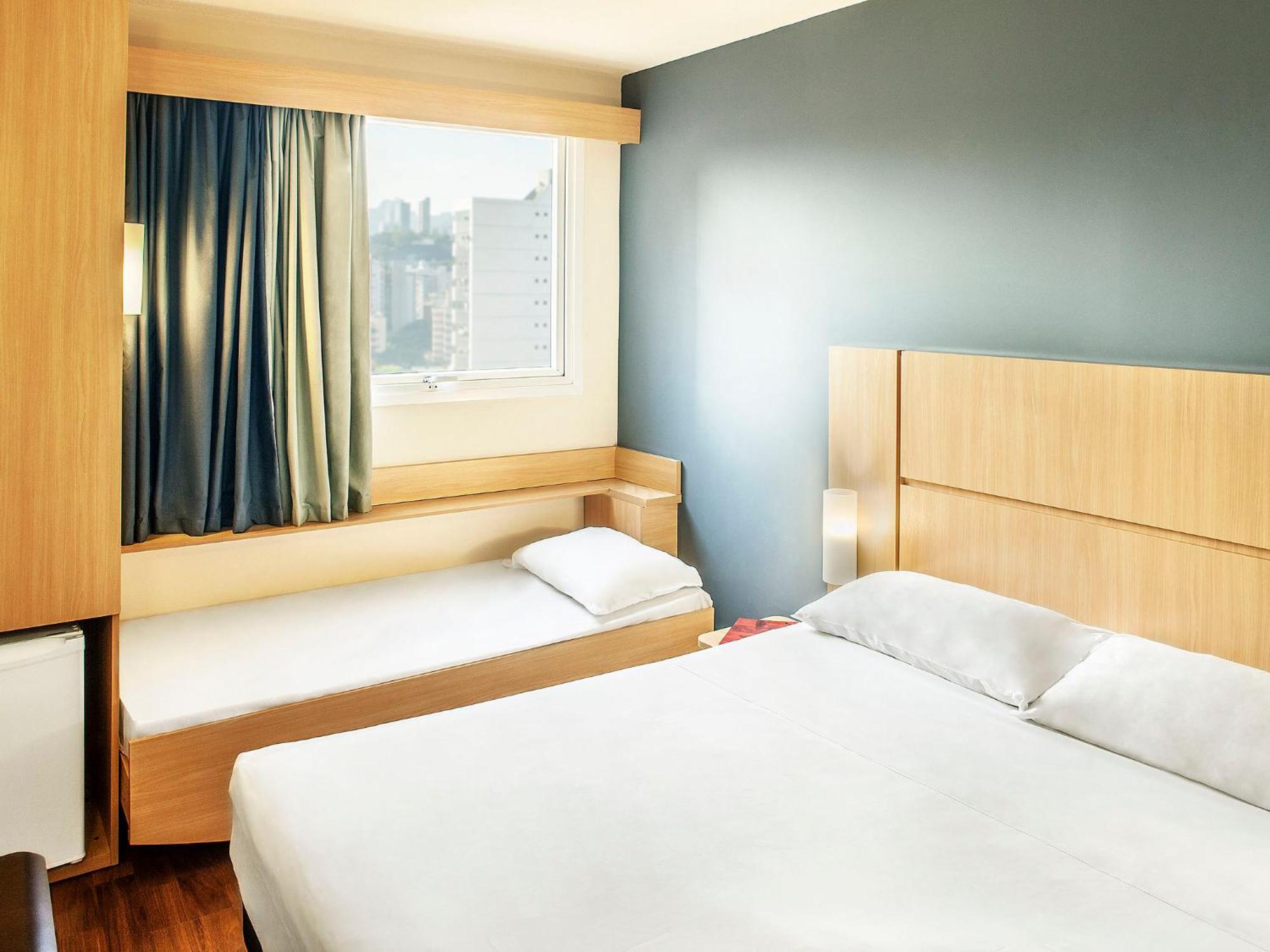 ホテル Ibis Belo Horizonte Savassi エクステリア 写真