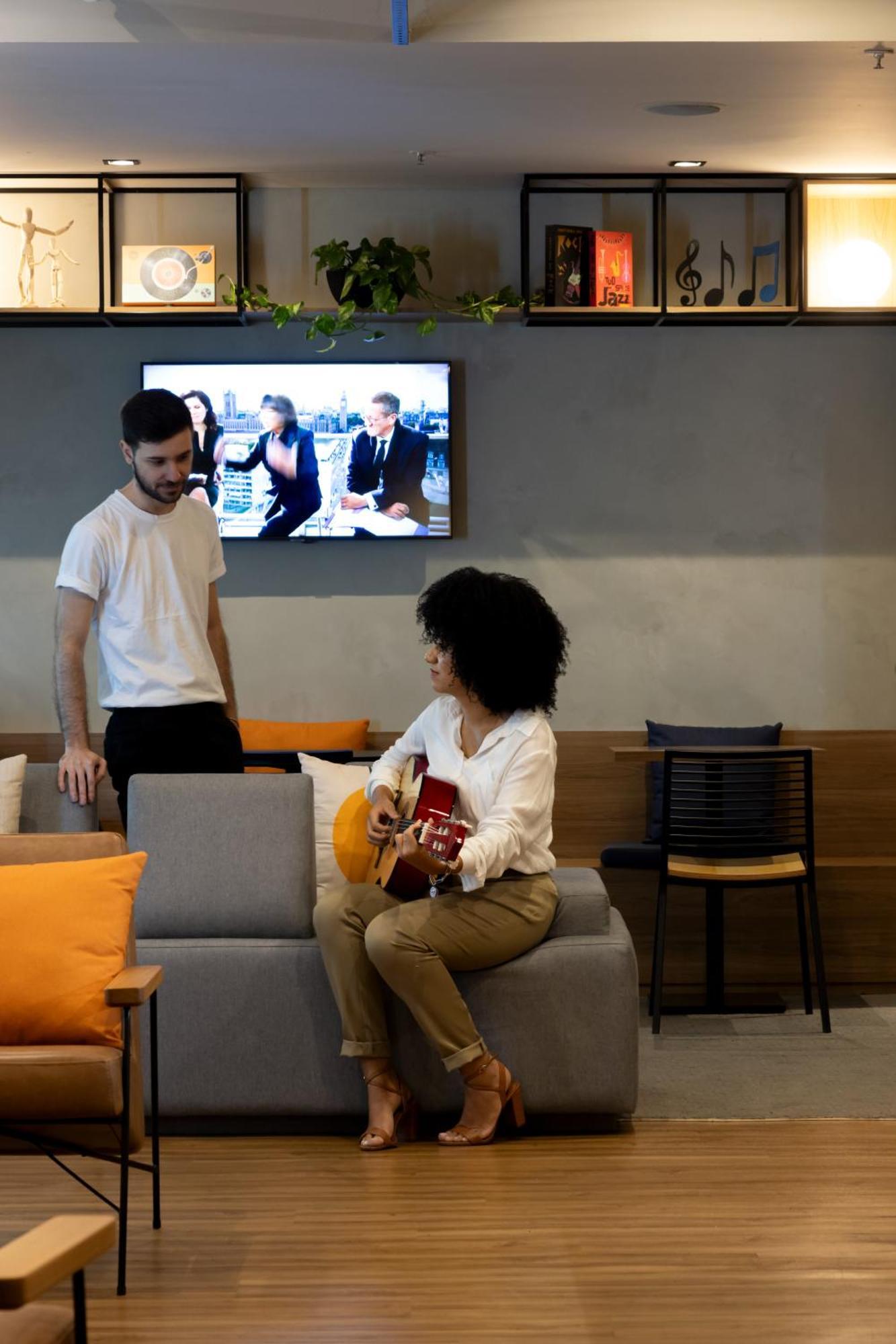 ホテル Ibis Belo Horizonte Savassi エクステリア 写真