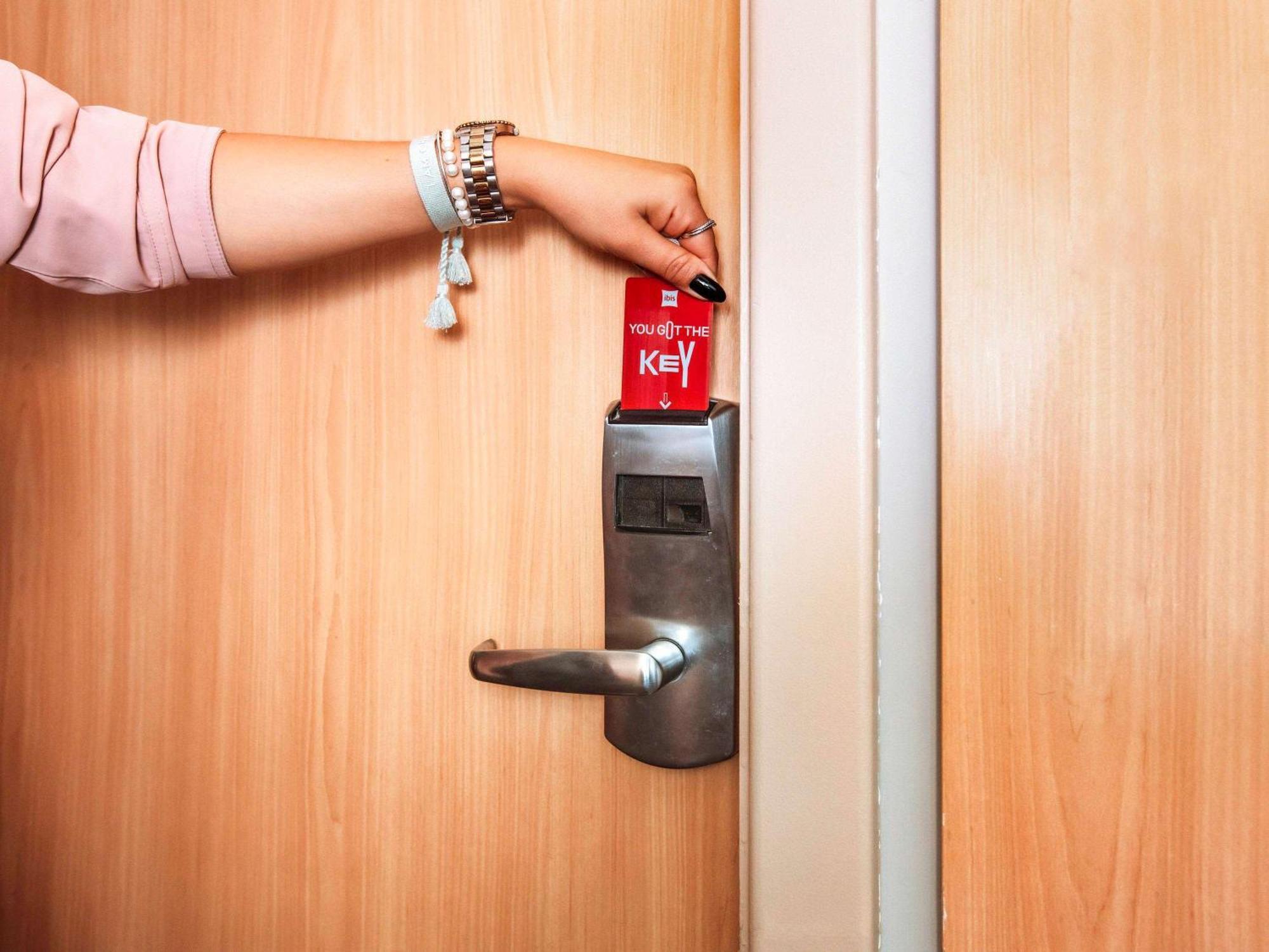 ホテル Ibis Belo Horizonte Savassi エクステリア 写真