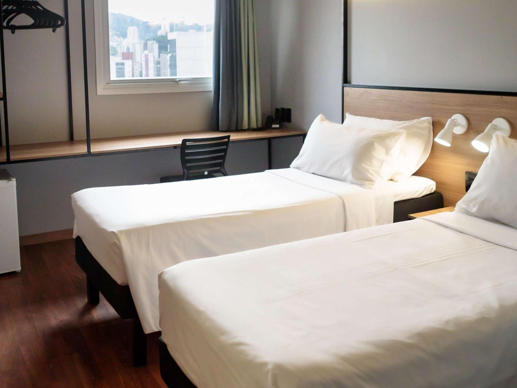 ホテル Ibis Belo Horizonte Savassi エクステリア 写真