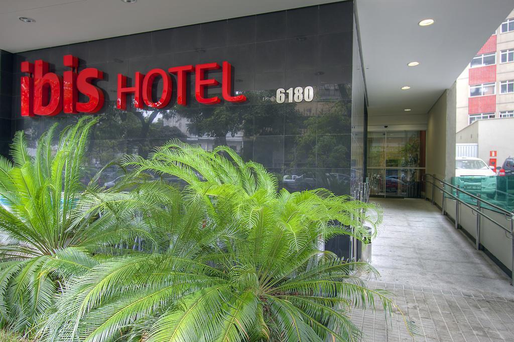 ホテル Ibis Belo Horizonte Savassi エクステリア 写真